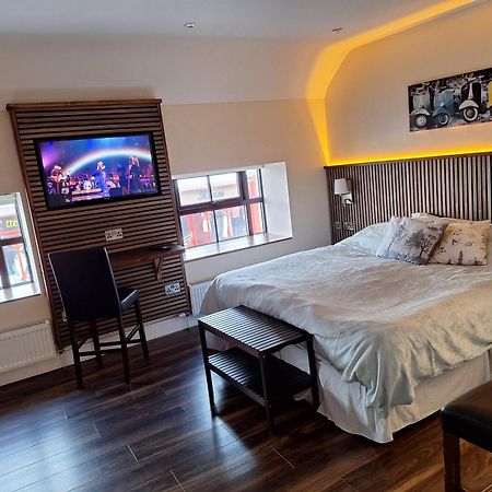 Ridge-Rock Accommodation Carrick on Shannon Exteriör bild