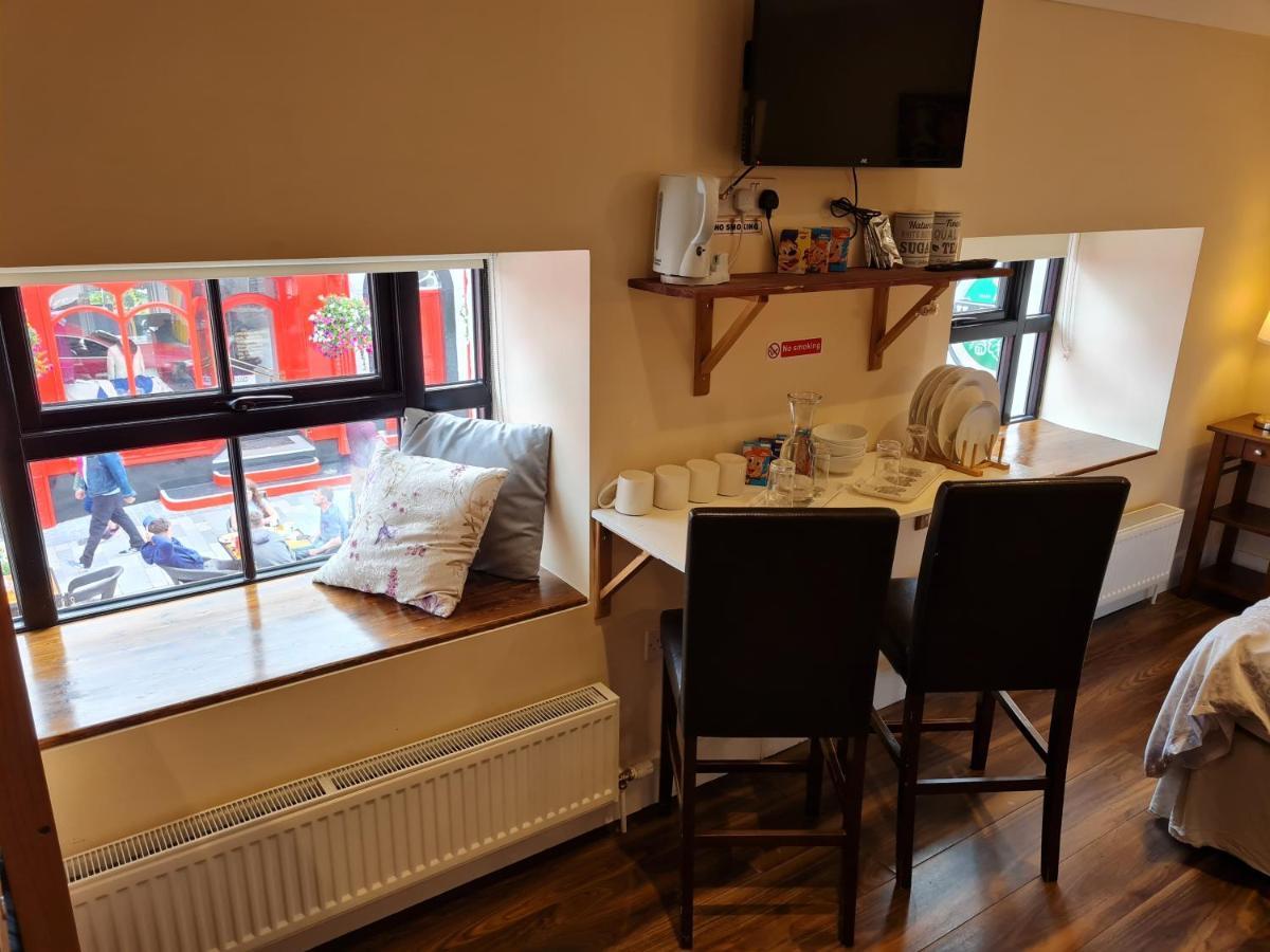 Ridge-Rock Accommodation Carrick on Shannon Exteriör bild