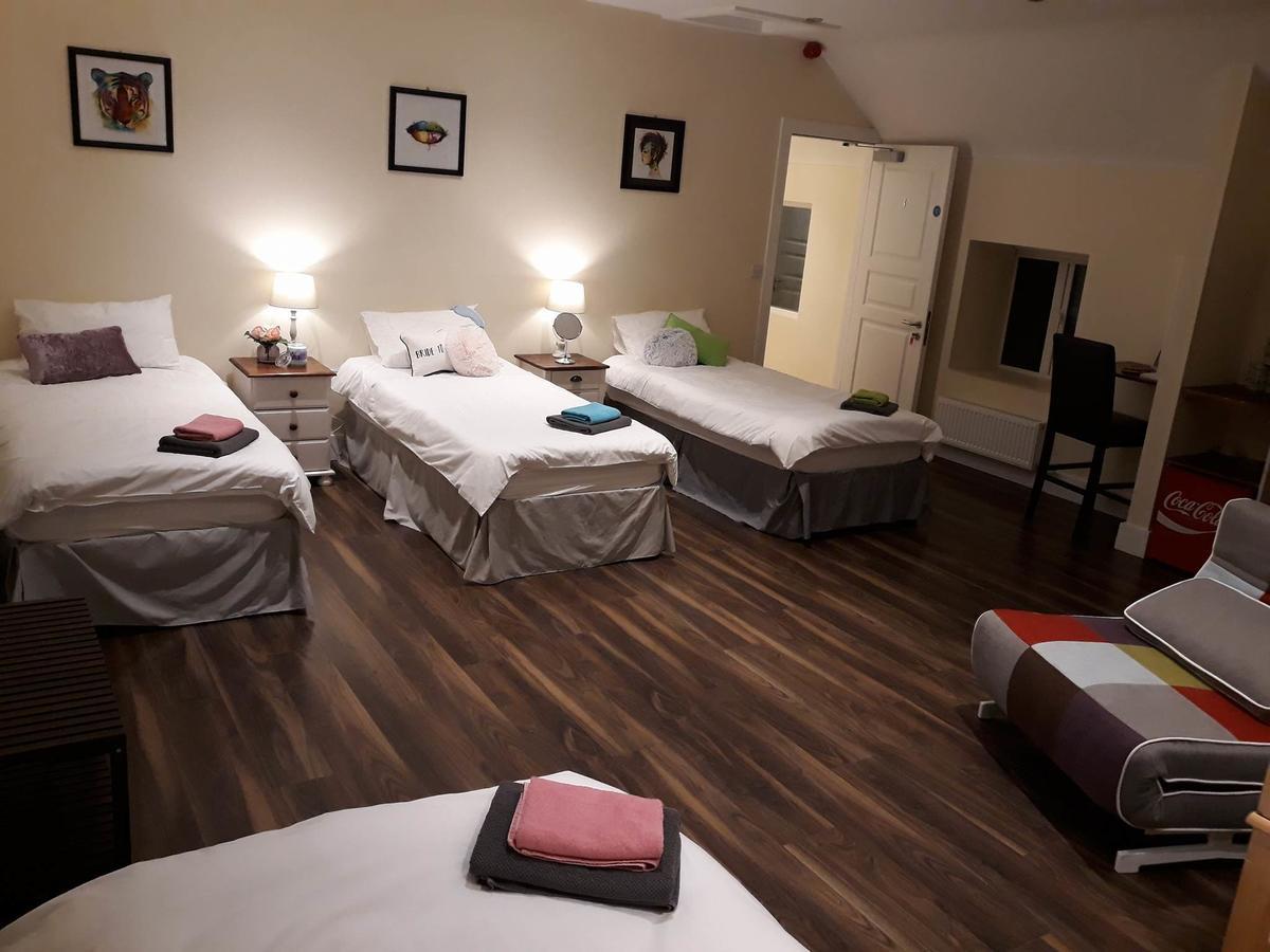 Ridge-Rock Accommodation Carrick on Shannon Exteriör bild